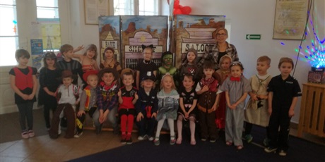 Powiększ grafikę: Bal karnawałowy w Gwarnym Dworku