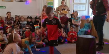 Powiększ grafikę: Bal karnawałowy w Gwarnym Dworku