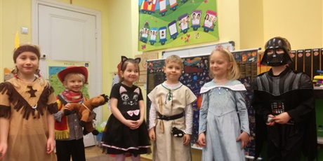 Powiększ grafikę: Bal karnawałowy w Gwarnym Dworku