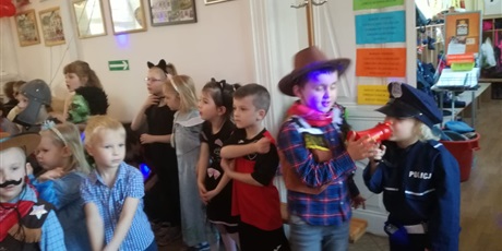 Powiększ grafikę: Bal karnawałowy w Gwarnym Dworku