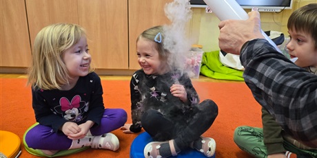 Powiększ grafikę: Ciekawy świat - eksperymenty w Pszczółkach