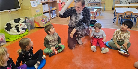 Powiększ grafikę: Ciekawy świat - eksperymenty w Pszczółkach