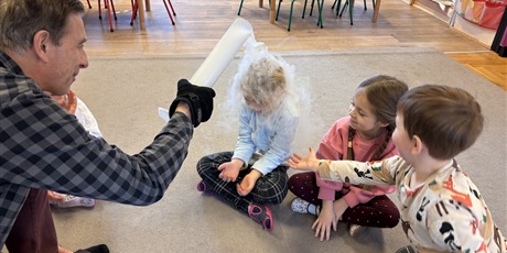 Powiększ grafikę: Ciekawy świat -Motylki - luty 2026