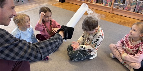 Powiększ grafikę: Ciekawy świat -Motylki - luty 2026