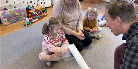 Powiększ grafikę: Ciekawy świat -Motylki - luty 2026