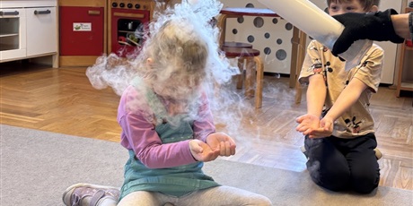 Powiększ grafikę: Ciekawy świat -Motylki - luty 2026