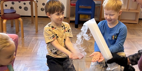 Powiększ grafikę: Ciekawy świat -Motylki - luty 2026