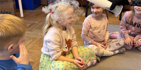 Powiększ grafikę: Ciekawy świat -Motylki - luty 2026