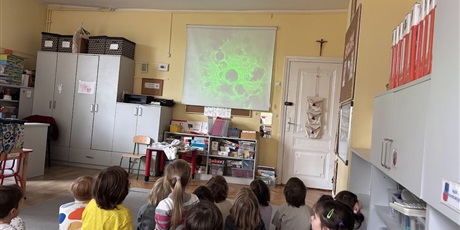 Powiększ grafikę: Ciekawy Świat w Motylkach