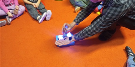 Powiększ grafikę: Ciekawy Świat w Pszczółkach