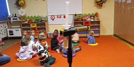 Powiększ grafikę: Ciekawy Świat w Pszczółkach