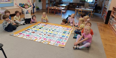 Powiększ grafikę: Co słychać w Motylkach?