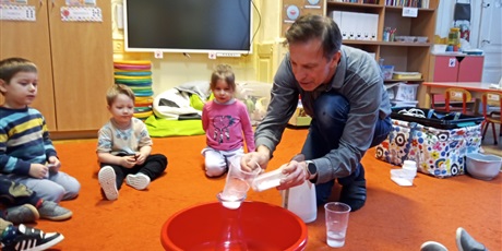 Powiększ grafikę: Grudniowy Ciekawy Świat w Pszczółkach