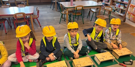 Powiększ grafikę: Listopadowe majsterkowanie w Żuczkach