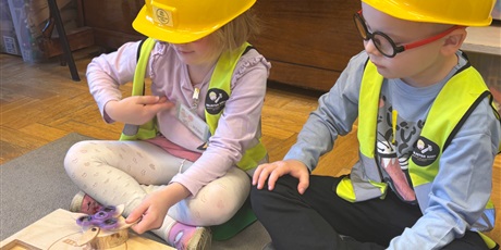 Powiększ grafikę: Listopadowe majsterkowanie w Żuczkach