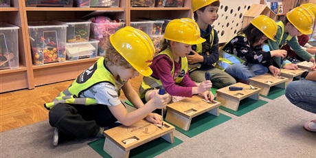 Powiększ grafikę: Listopadowe majsterkowanie w Motylkach