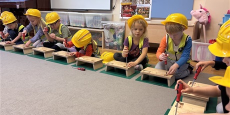 Powiększ grafikę: Listopadowe majsterkowanie w Motylkach