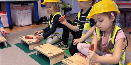 Powiększ grafikę: Listopadowe majsterkowanie w Motylkach