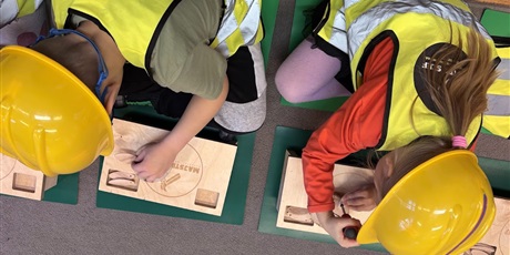 Powiększ grafikę: Listopadowe majsterkowanie w Motylkach