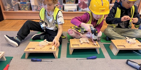 Powiększ grafikę: Listopadowe majsterkowanie w Motylkach