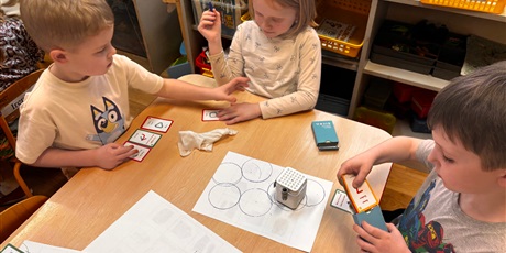 Powiększ grafikę: Ozoboty w Żuczkach