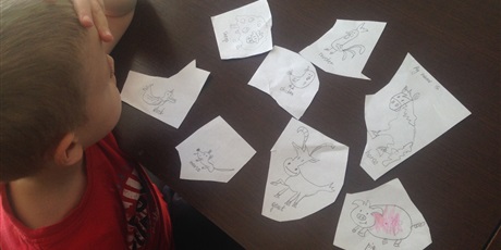 Powiększ grafikę: Przedszkolaki z Gwarnego Dworku uczą się angielskiego w domu!