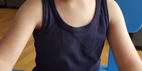 Powiększ grafikę: Przedszkolaki z Gwarnego Dworku uczą się angielskiego w domu!