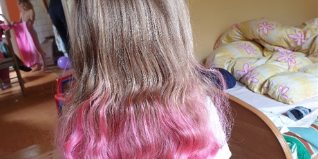 Powiększ grafikę: Przedszkolaki z Gwarnego Dworku uczą się angielskiego w domu!