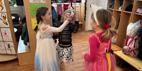 Powiększ grafikę: Przedszkolny bal przebierańców "Pod piramidami"