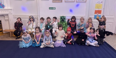 Powiększ grafikę: Przedszkolny bal przebierańców "Pod piramidami"