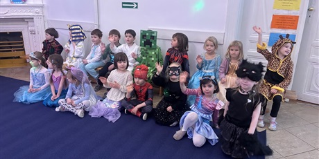 Powiększ grafikę: Przedszkolny bal przebierańców "Pod piramidami"