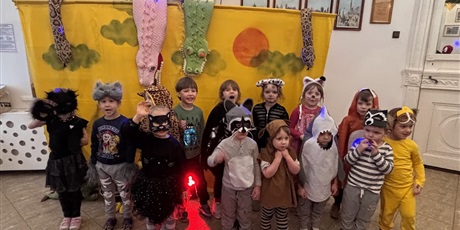 Powiększ grafikę: Przedszkolny bal przebierańców "Pod piramidami"
