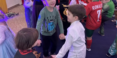 Powiększ grafikę: Przedszkolny bal przebierańców "Pod piramidami"