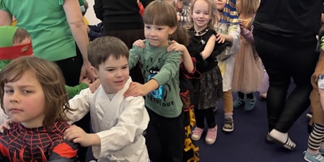 Powiększ grafikę: Przedszkolny bal przebierańców "Pod piramidami"