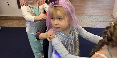 Powiększ grafikę: Przedszkolny bal przebierańców "Pod piramidami"