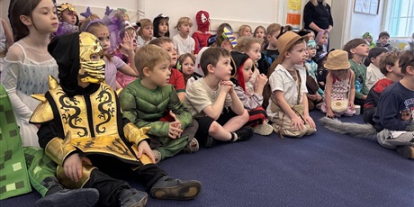 Powiększ grafikę: Przedszkolny bal przebierańców "Pod piramidami"