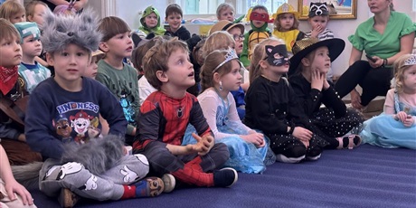 Powiększ grafikę: Przedszkolny bal przebierańców "Pod piramidami"