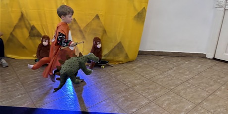 Powiększ grafikę: Przedszkolny bal przebierańców "Pod piramidami"