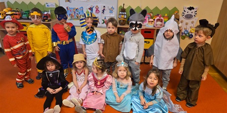 Powiększ grafikę: Przedszkolny bal przebierańców "Pod piramidami"