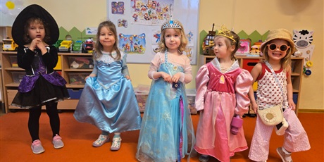 Powiększ grafikę: Przedszkolny bal przebierańców "Pod piramidami"