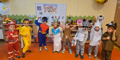 Powiększ grafikę: Przedszkolny bal przebierańców "Pod piramidami"