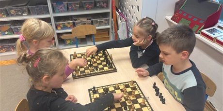 Powiększ grafikę: Rozgrywki szachowe w Żuczkach