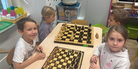 Powiększ grafikę: Rozgrywki szachowe w Żuczkach