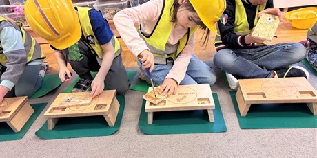 Powiększ grafikę: Styczniowe majsterkowanie w Motylkach