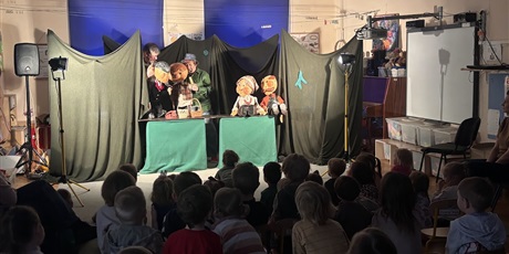 Powiększ grafikę: Teatr Conieco "Ostatnie drzewo"