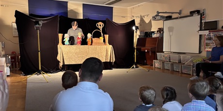 Powiększ grafikę: Teatr Conieco z przedstawieniem "O kapryśnej księżniczce"