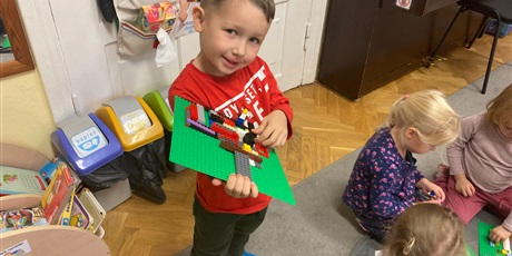 Powiększ grafikę: Warsztaty LEGO w Biedroneczkach