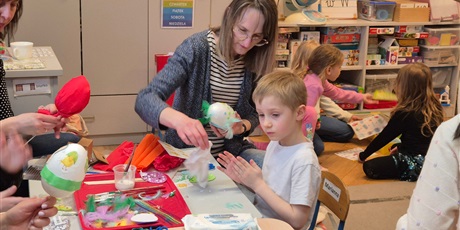 Powiększ grafikę: Warsztaty wiosenne z rodzicami w grupie Żuczki