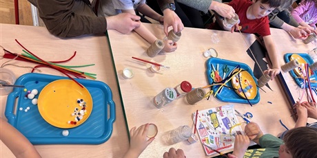 Powiększ grafikę: Wielkanocne warsztaty z rodzicami w grupie Motylków