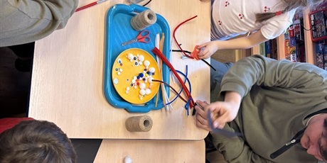 Powiększ grafikę: Wielkanocne warsztaty z rodzicami w grupie Motylków